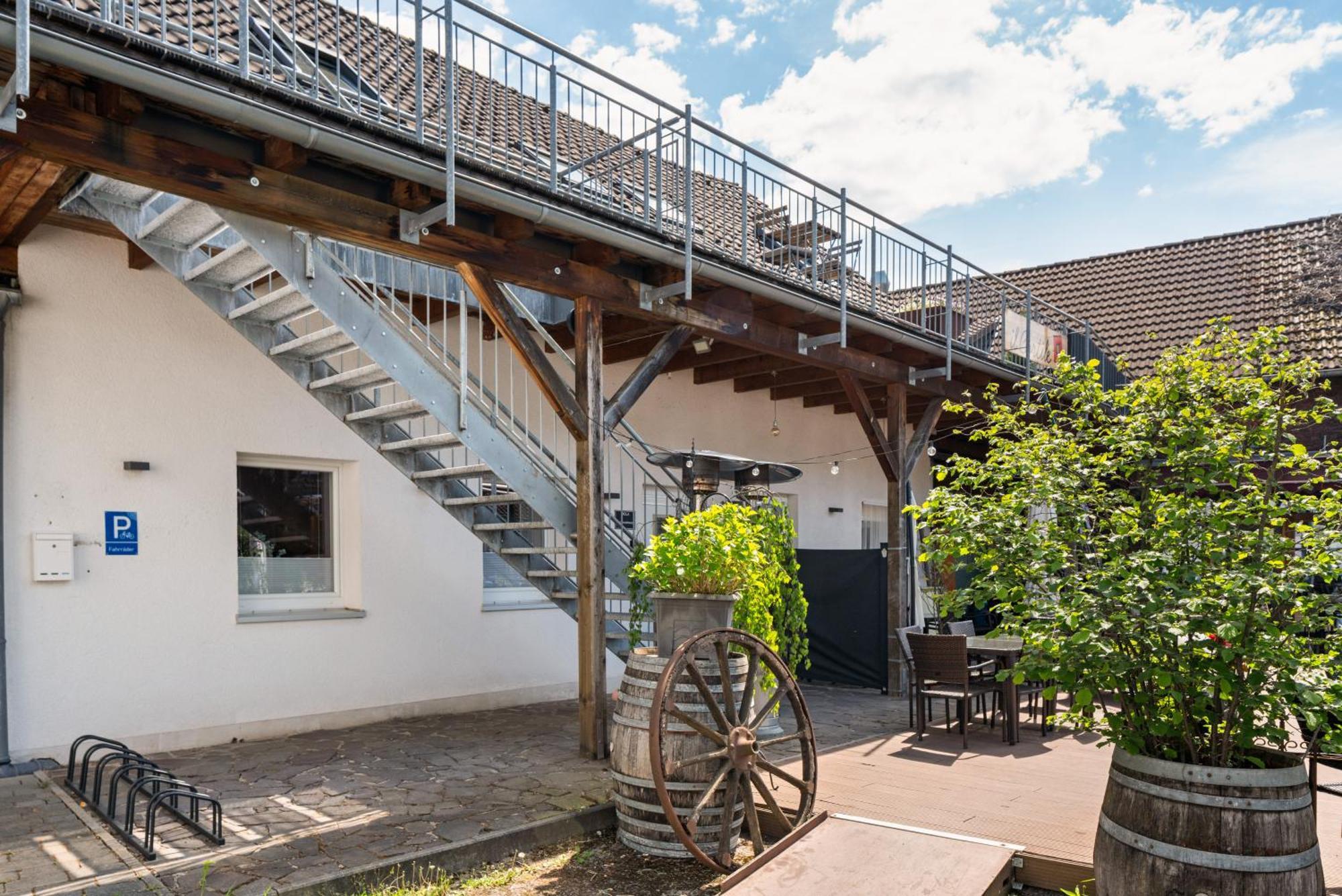Mola Apartments-Charmante Ferienwohnung Im Herdecke Zentrum Fuer 3 Personen-Grosse Dachterrasse-Grill-Gratis Parken-Wlan Екстер'єр фото
