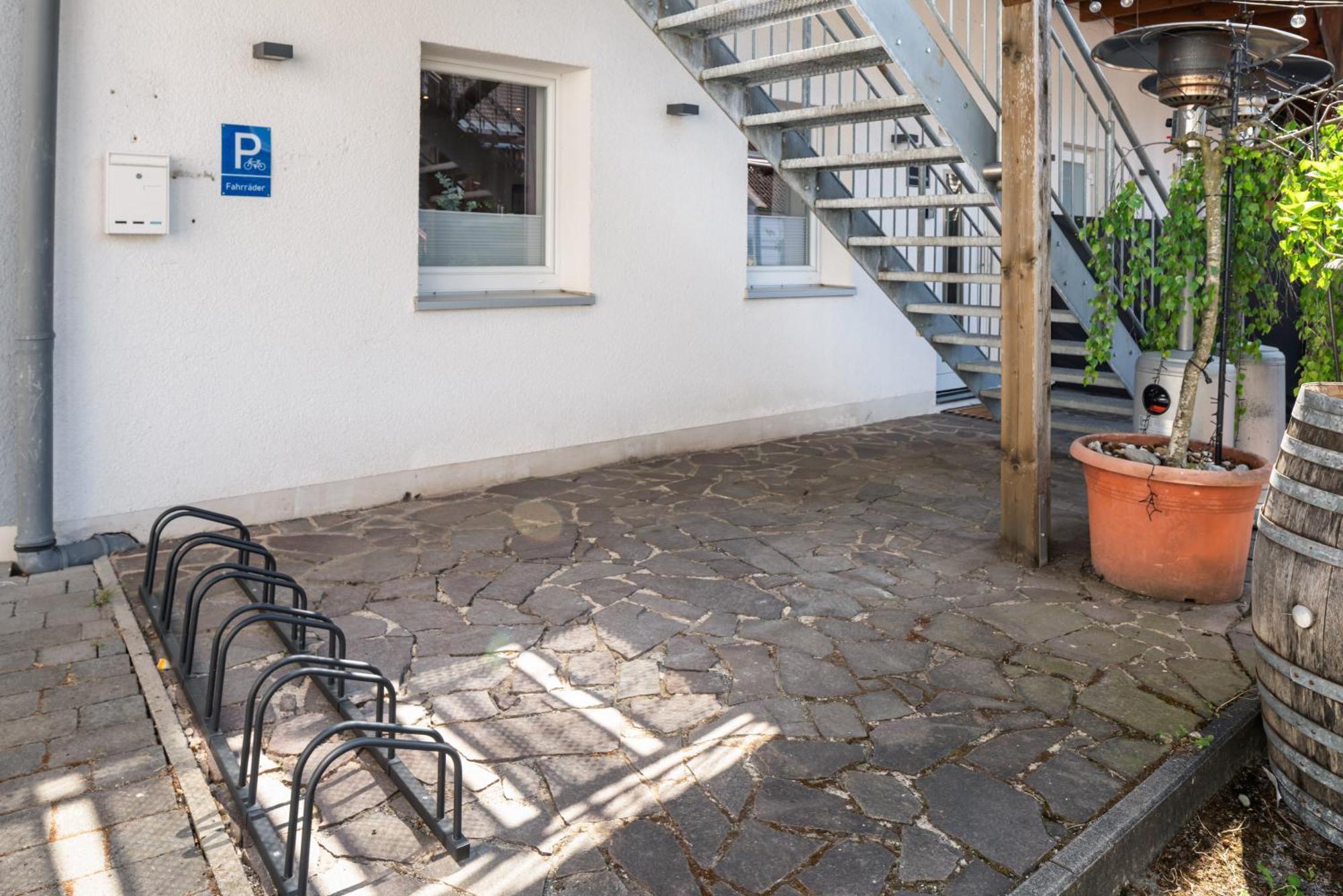 Mola Apartments-Charmante Ferienwohnung Im Herdecke Zentrum Fuer 3 Personen-Grosse Dachterrasse-Grill-Gratis Parken-Wlan Екстер'єр фото